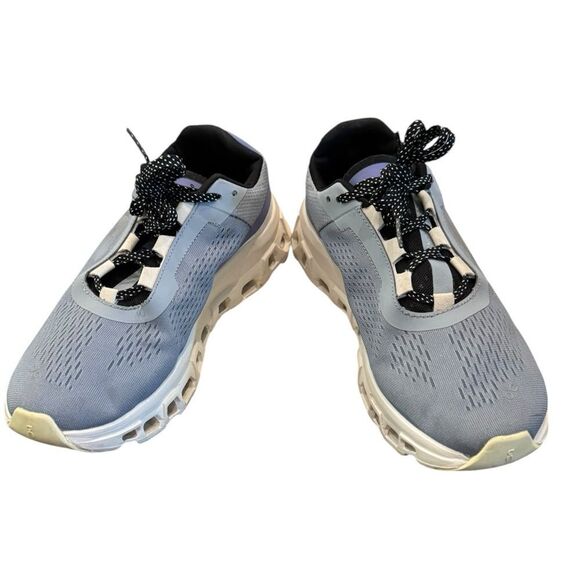Athletic_Shoes